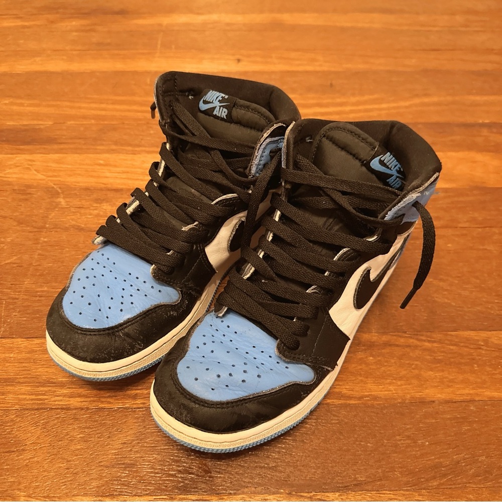 Nike Air Jordan 1 High FD1437-400 University Blue Black White Youth 7Y UNC Toe